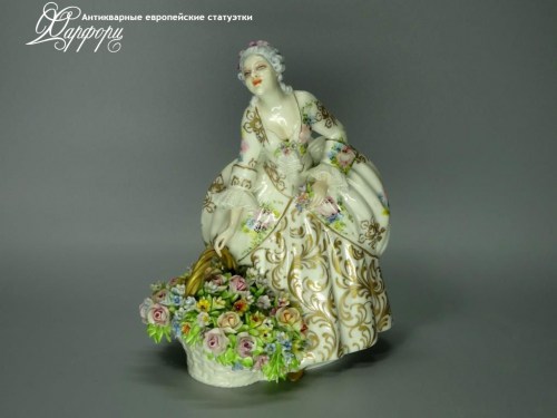 Купить фарфоровые статуэтки Fabris, Корзина цветов, Италия